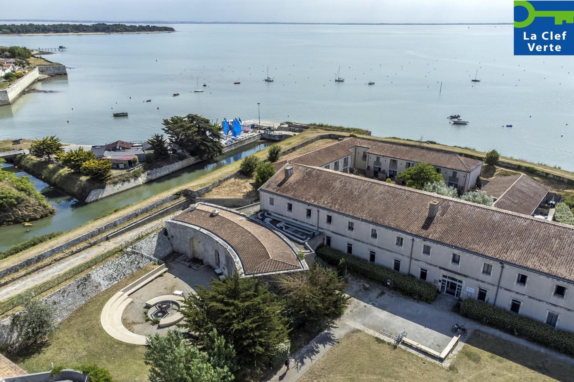 Residence Pierre & Vacances Le Fort De La Rade Île dʼAix Exterior foto